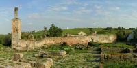 2006 chellah ruines romaines et piliers arc triomphe medersa et marabout.JPG
